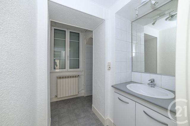 Appartement T3 à vendre - 3 pièces - 56,10 m2 - Aix Les Bains - 73 - RHONE-ALPES