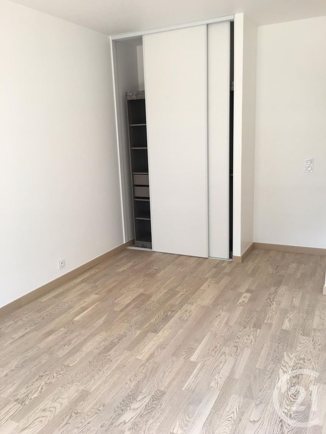 Appartement T3 &agrave; louer - 3 pi&egrave;ces - 63,80 m2 - Aix Les Bains - 73 - RHONE-ALPES