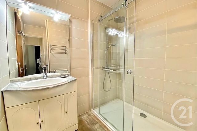 Appartement T2 à vendre - 2 pièces - 48,99 m2 - Aix Les Bains - 73 - RHONE-ALPES