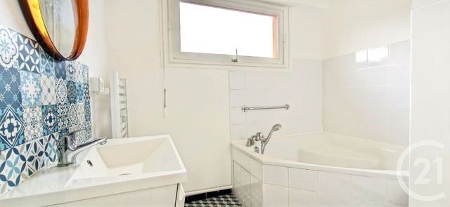 Appartement T2 à vendre - 2 pièces - 49,99 m2 - Aix Les Bains - 73 - RHONE-ALPES