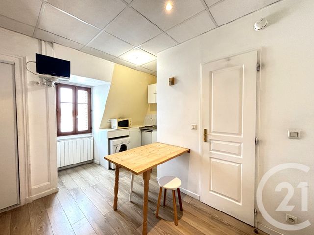 Appartement Studio à louer AIX LES BAINS