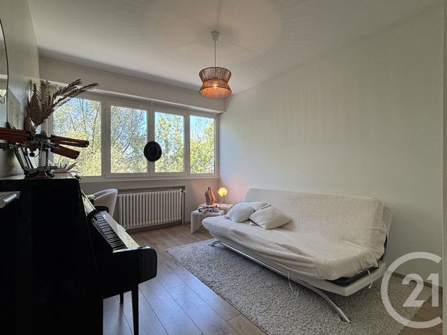 Appartement T3 à vendre - 3 pièces - 74,38 m2 - Cran Gevrier - 74 - RHONE-ALPES