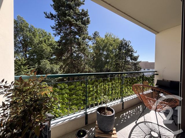 Appartement T3 à vendre - 3 pièces - 74,38 m2 - Cran Gevrier - 74 - RHONE-ALPES