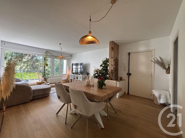 Appartement T3 à vendre - 3 pièces - 74,38 m2 - Cran Gevrier - 74 - RHONE-ALPES
