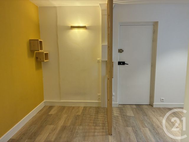 Appartement Studio &agrave; louer - 1 pi&egrave;ce - 20,46 m2 - Belley - 01 - RHONE-ALPES