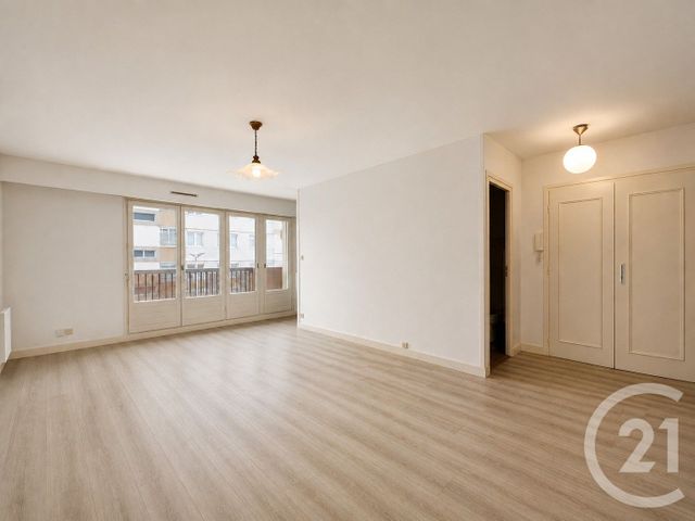 Appartement T1 &agrave; vendre - 1 pi&egrave;ce - 31,78 m2 - Aix Les Bains - 73 - RHONE-ALPES