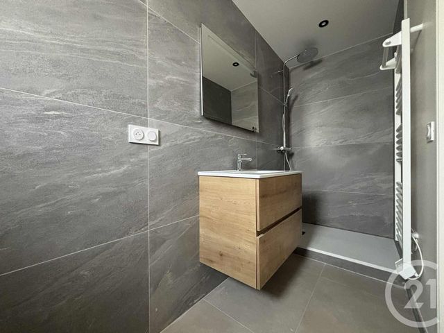 Appartement T3 à vendre - 3 pièces - 49,76 m2 - Aix Les Bains - 73 - RHONE-ALPES