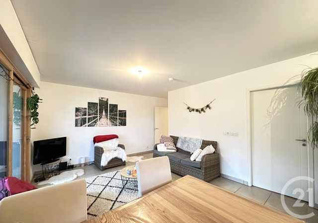 Afficher la photo en grand Appartement F2 à louer - 2 pièces - 49,08 m2 - Aix Les Bains - 73 - RHONE-ALPES