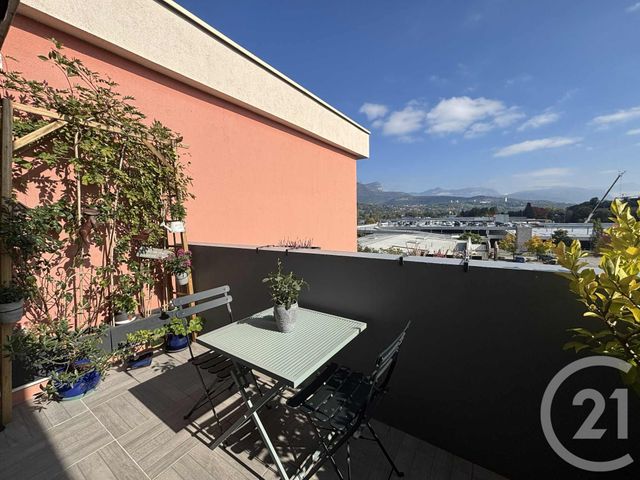 Appartement T3 à vendre - 3 pièces - 67,71 m2 - La Motte Servolex - 73 - RHONE-ALPES