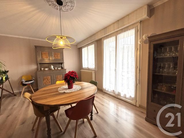 Appartement T4 à louer - 4 pièces - 72,12 m2 - Aix Les Bains - 73 - RHONE-ALPES