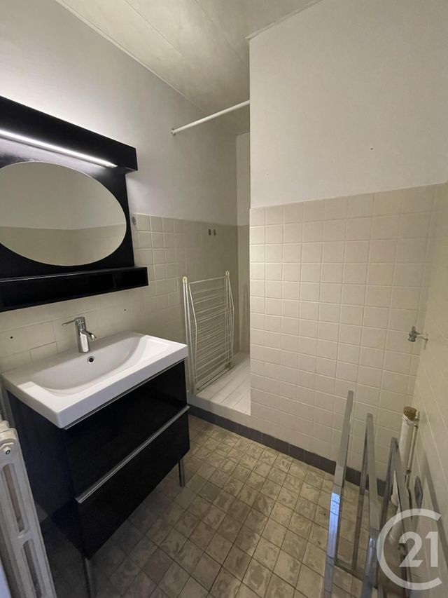 Appartement F2 &agrave; louer - 2 pi&egrave;ces - 34,90 m2 - Aix Les Bains - 73 - RHONE-ALPES