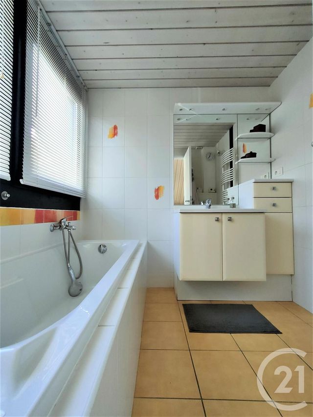 Maison &agrave; louer - 6 pi&egrave;ces - 156,04 m2 - Mouxy - 73 - RHONE-ALPES