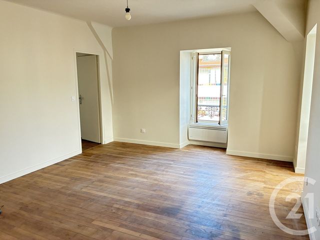 Appartement T3 &agrave; louer - 3 pi&egrave;ces - 49,76 m2 - Aix Les Bains - 73 - RHONE-ALPES