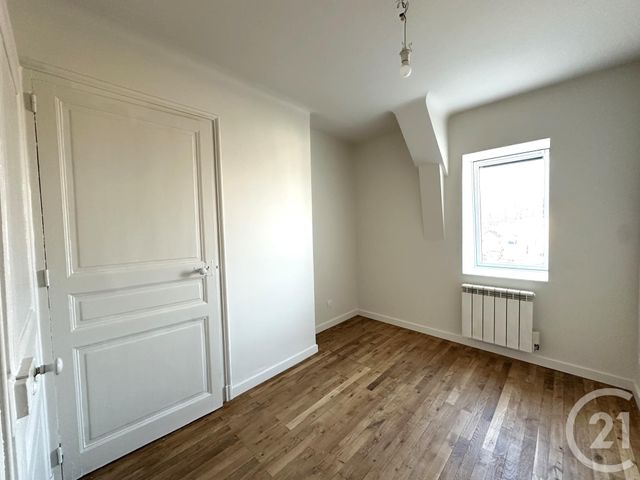 Appartement T3 &agrave; louer - 3 pi&egrave;ces - 49,76 m2 - Aix Les Bains - 73 - RHONE-ALPES