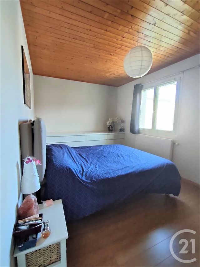 Appartement F3 &agrave; louer - 3 pi&egrave;ces - 70,50 m2 - Entrelacs - 73 - RHONE-ALPES