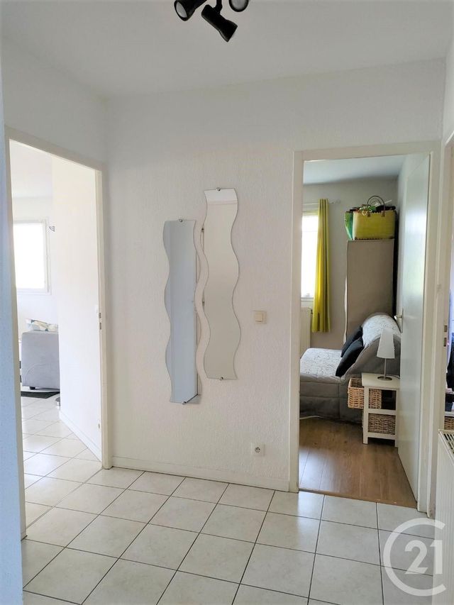 Appartement F3 &agrave; louer - 3 pi&egrave;ces - 70,50 m2 - Entrelacs - 73 - RHONE-ALPES