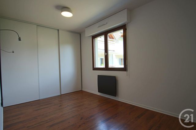 Appartement T3 &agrave; louer - 3 pi&egrave;ces - 67,32 m2 - Aix Les Bains - 73 - RHONE-ALPES