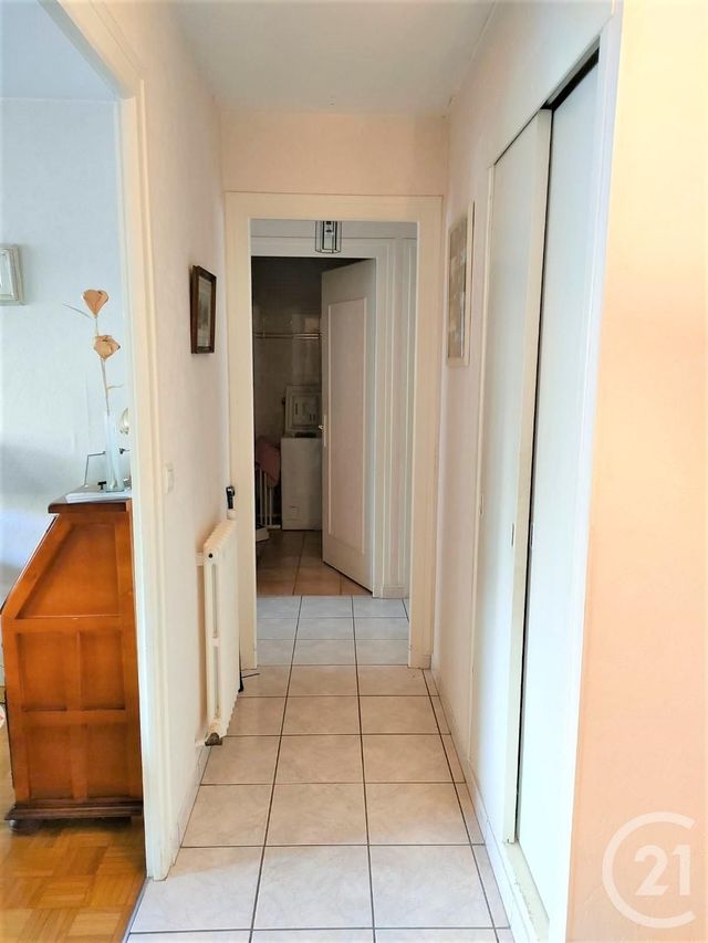 Appartement T3 &agrave; louer - 3 pi&egrave;ces - 77,23 m2 - Aix Les Bains - 73 - RHONE-ALPES