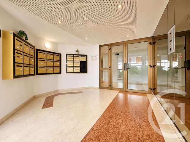 Appartement T3 &agrave; vendre - 4 pi&egrave;ces - 82,86 m2 - Aix Les Bains - 73 - RHONE-ALPES