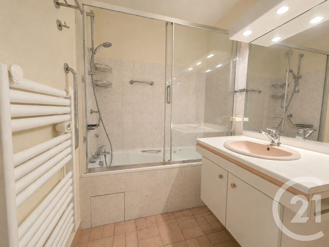Appartement T3 &agrave; vendre - 4 pi&egrave;ces - 82,86 m2 - Aix Les Bains - 73 - RHONE-ALPES
