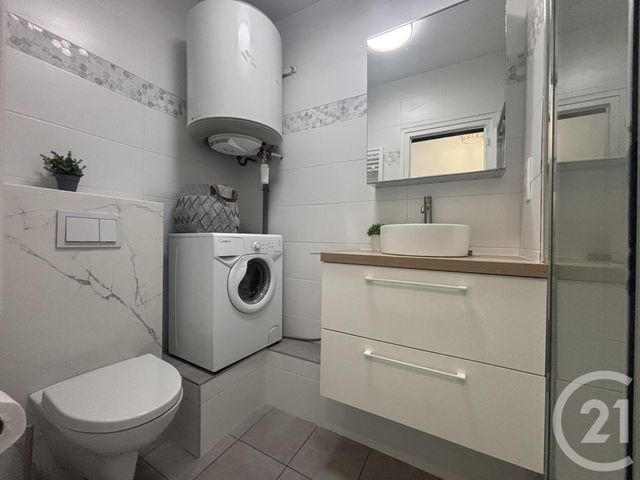 Appartement F1 bis &agrave; vendre - 2 pi&egrave;ces - 30,29 m2 - Aix Les Bains - 73 - RHONE-ALPES