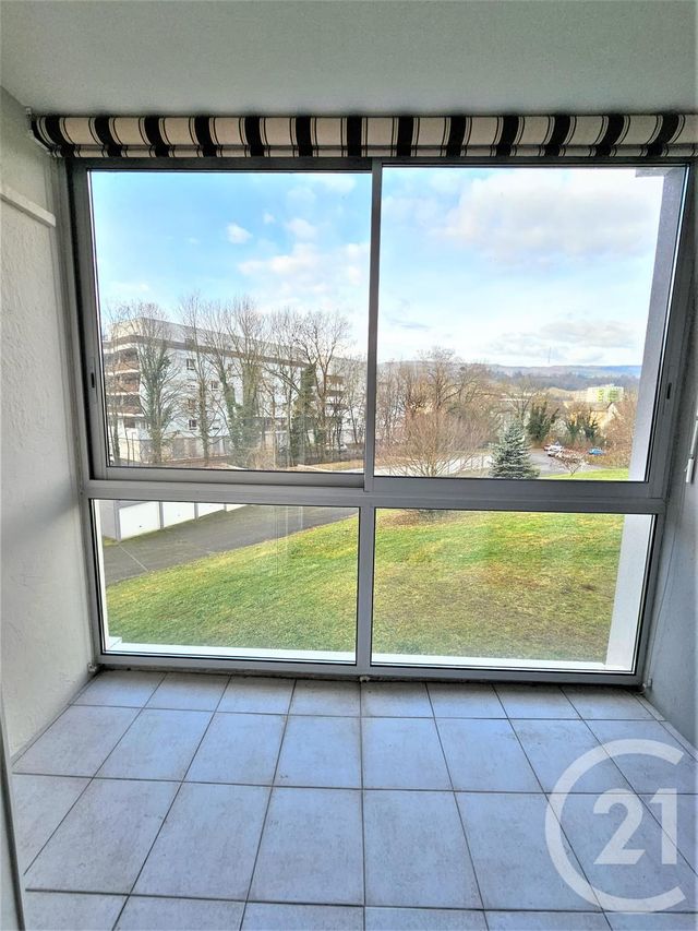 Appartement T3 &agrave; louer - 3 pi&egrave;ces - 63,07 m2 - Chambery - 73 - RHONE-ALPES
