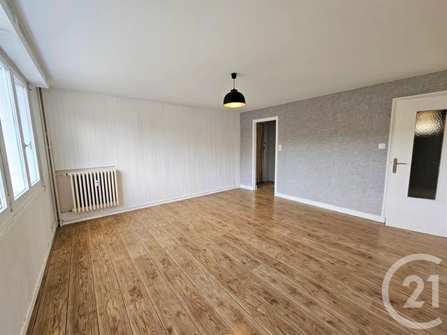 Appartement T3 &agrave; louer - 3 pi&egrave;ces - 63,07 m2 - Chambery - 73 - RHONE-ALPES