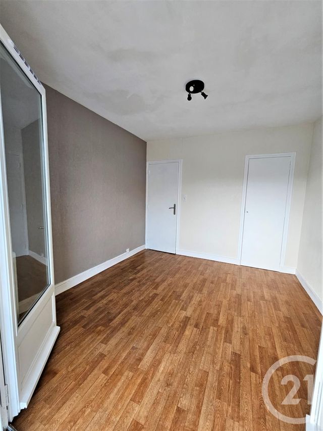 Appartement T3 &agrave; louer - 3 pi&egrave;ces - 63,07 m2 - Chambery - 73 - RHONE-ALPES