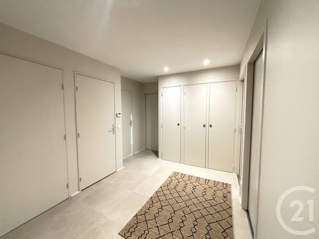 Appartement F4 &agrave; louer - 4 pi&egrave;ces - 76,84 m2 - Barberaz - 73 - RHONE-ALPES