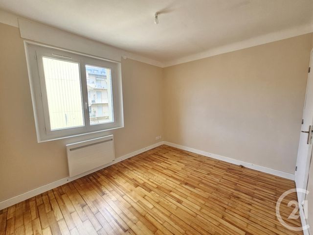 Appartement T3 &agrave; louer - 3 pi&egrave;ces - 61,01 m2 - Aix Les Bains - 73 - RHONE-ALPES