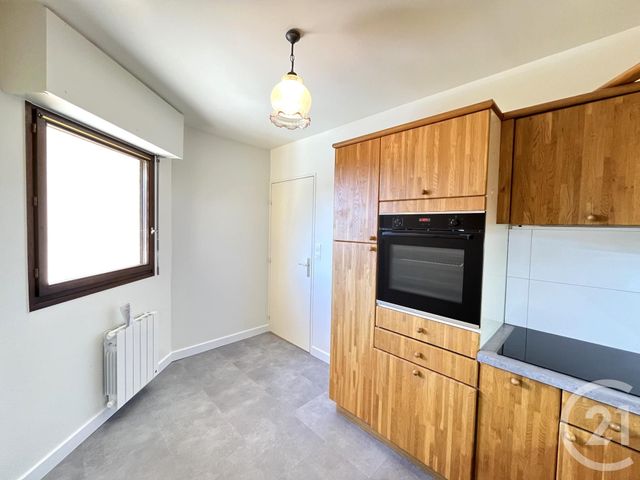 Appartement T3 &agrave; louer - 3 pi&egrave;ces - 69,71 m2 - Aix Les Bains - 73 - RHONE-ALPES