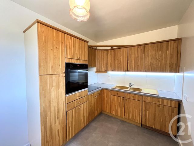 Appartement T3 &agrave; louer - 3 pi&egrave;ces - 69,71 m2 - Aix Les Bains - 73 - RHONE-ALPES