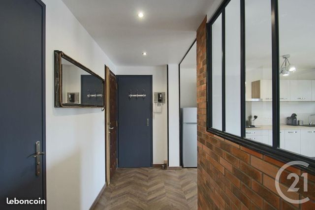 Appartement T3 &agrave; louer - 3 pi&egrave;ces - 61,35 m2 - Aix Les Bains - 73 - RHONE-ALPES