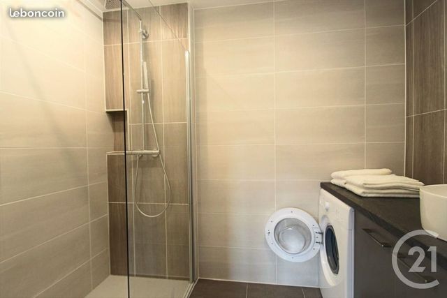 Appartement T3 &agrave; louer - 3 pi&egrave;ces - 61,35 m2 - Aix Les Bains - 73 - RHONE-ALPES