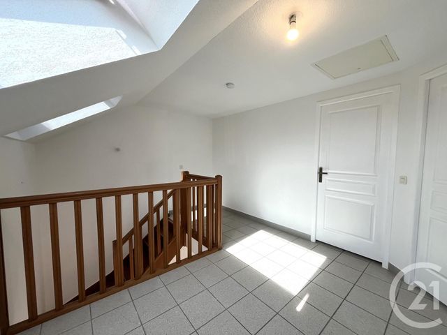 Appartement F3 &agrave; louer - 3 pi&egrave;ces - 64,43 m2 - Serrieres En Chautagne - 73 - RHONE-ALPES