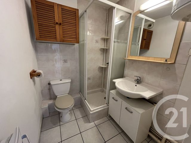 Appartement Studio &agrave; louer - 1 pi&egrave;ce - 23,33 m2 - Aix Les Bains - 73 - RHONE-ALPES