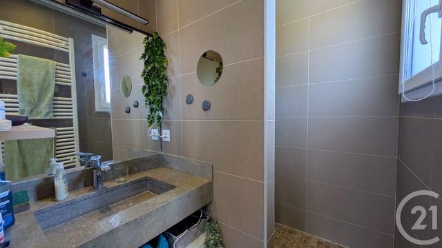 Appartement T2 &agrave; vendre - 2 pi&egrave;ces - 45,69 m2 - Aix Les Bains - 73 - RHONE-ALPES