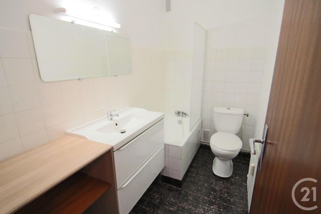 Appartement T1 &agrave; louer - 1 pi&egrave;ce - 32,60 m2 - Aix Les Bains - 73 - RHONE-ALPES