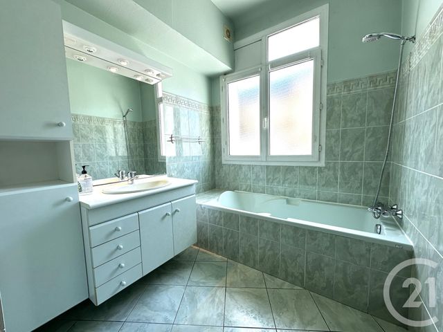 Appartement T2 &agrave; louer - 2 pi&egrave;ces - 59,88 m2 - Aix Les Bains - 73 - RHONE-ALPES