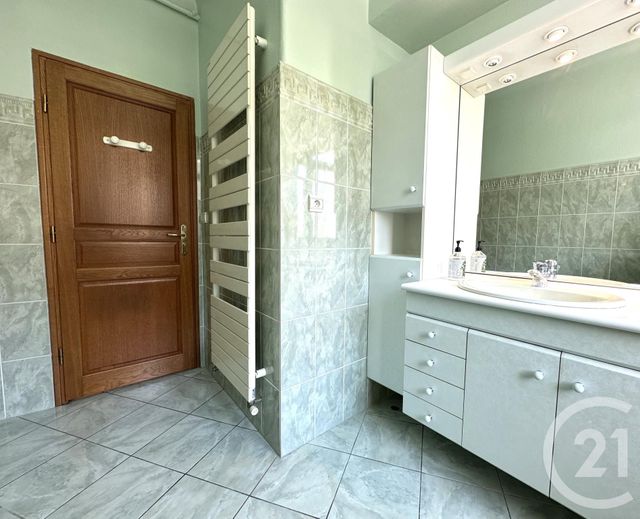 Appartement T2 &agrave; louer - 2 pi&egrave;ces - 59,88 m2 - Aix Les Bains - 73 - RHONE-ALPES