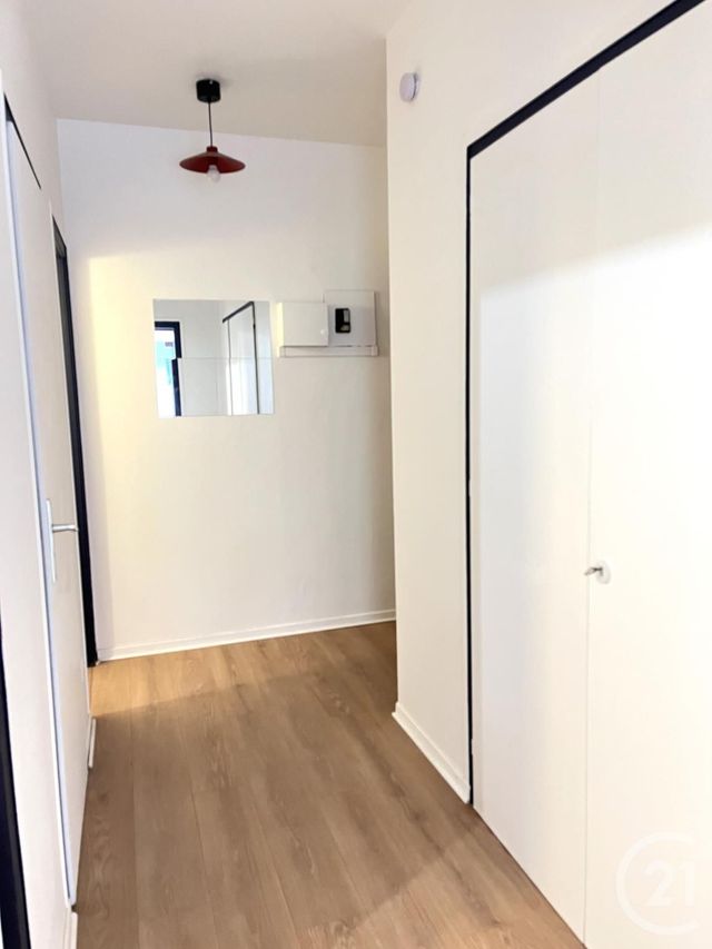 Appartement T1 &agrave; louer - 1 pi&egrave;ce - 30,07 m2 - Aix Les Bains - 73 - RHONE-ALPES