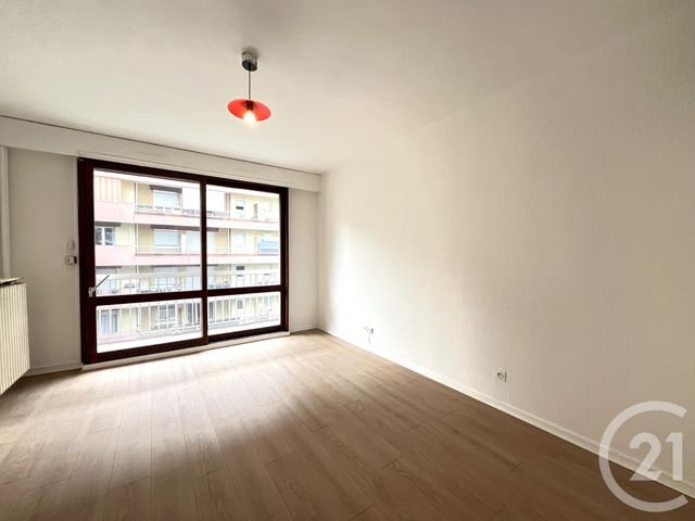 Appartement T1 &agrave; louer - 1 pi&egrave;ce - 30,07 m2 - Aix Les Bains - 73 - RHONE-ALPES