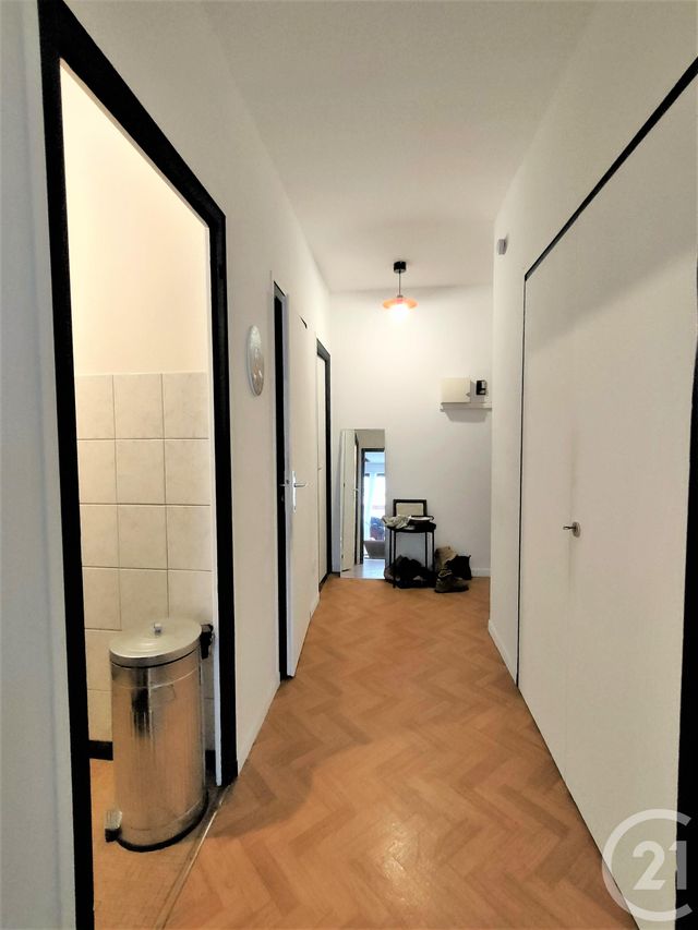 Appartement T1 &agrave; louer - 1 pi&egrave;ce - 30,07 m2 - Aix Les Bains - 73 - RHONE-ALPES