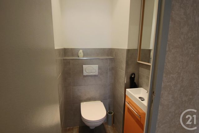 Appartement T2 &agrave; louer - 2 pi&egrave;ces - 45,82 m2 - Aix Les Bains - 73 - RHONE-ALPES