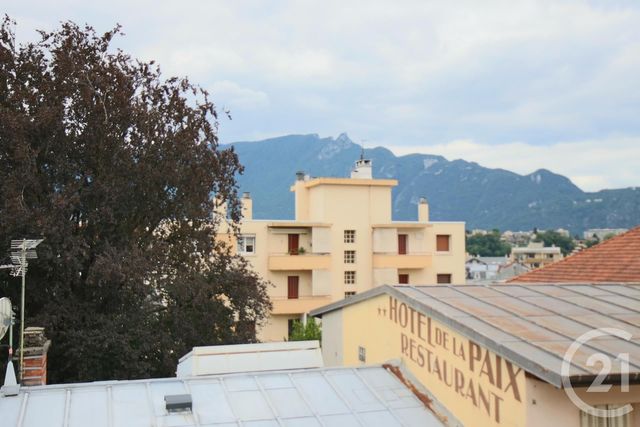 Appartement T2 &agrave; louer - 2 pi&egrave;ces - 45,82 m2 - Aix Les Bains - 73 - RHONE-ALPES