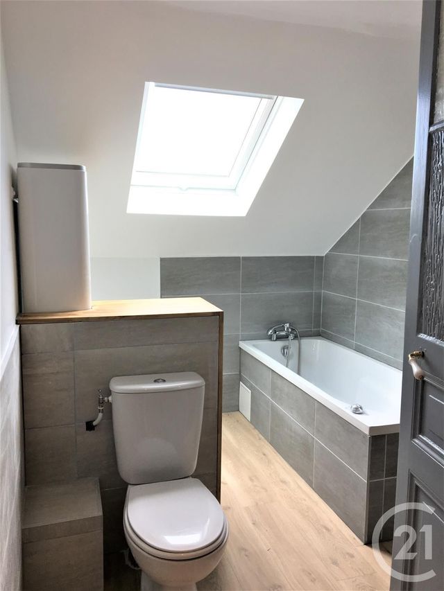 Appartement T3 &agrave; louer - 3 pi&egrave;ces - 67,14 m2 - Aix Les Bains - 73 - RHONE-ALPES