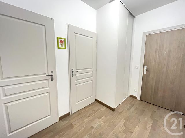 Appartement T2 &agrave; louer - 2 pi&egrave;ces - 50,14 m2 - Aix Les Bains - 73 - RHONE-ALPES
