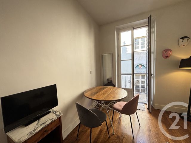 Appartement T2 &agrave; louer - 2 pi&egrave;ces - 34,63 m2 - Chambery - 73 - RHONE-ALPES