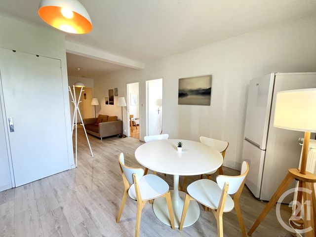 Appartement T3 &agrave; louer - 3 pi&egrave;ces - 64,57 m2 - Chambery - 73 - RHONE-ALPES