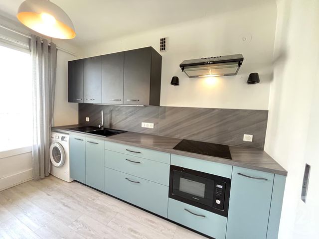 Appartement T3 &agrave; louer - 3 pi&egrave;ces - 64,57 m2 - Chambery - 73 - RHONE-ALPES